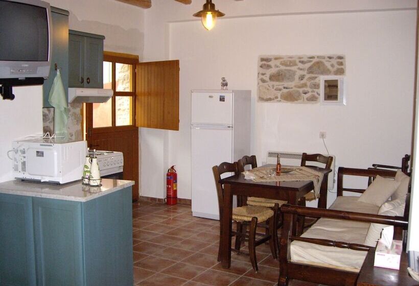 2 Bedroom House, Ksa Sou Traditional Guesthouses