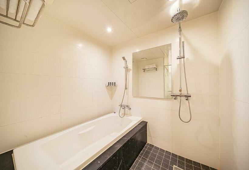سوئیت با تخت بزرگ, Benikea Hotel Bizinn