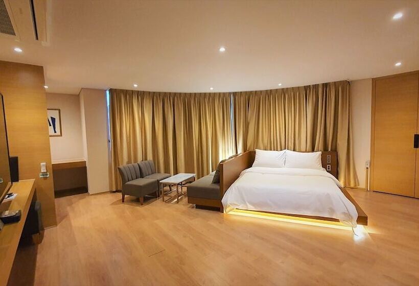 سوییت خانوادگی, Benikea Hotel Bizinn