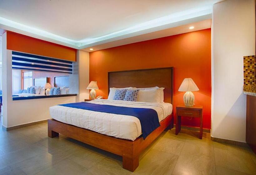 سوئیت مستر, The Paramar Beachfront Boutique Hotel With Breakfast Included   Downtown Malecon