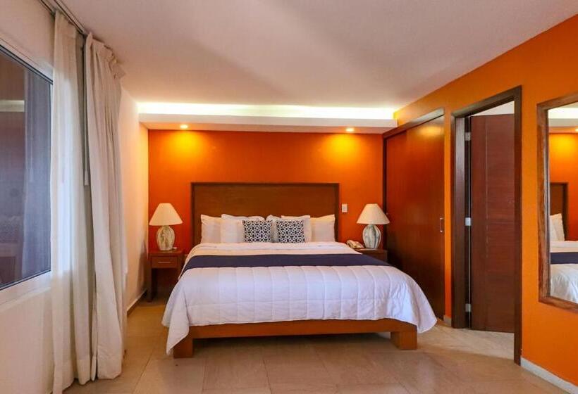 سوییت با چشم‌انداز دریا, The Paramar Beachfront Boutique Hotel With Breakfast Included   Downtown Malecon