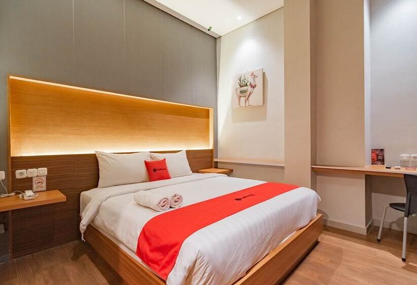 豪华房间, Reddoorz Plus @ Doorman Guest House