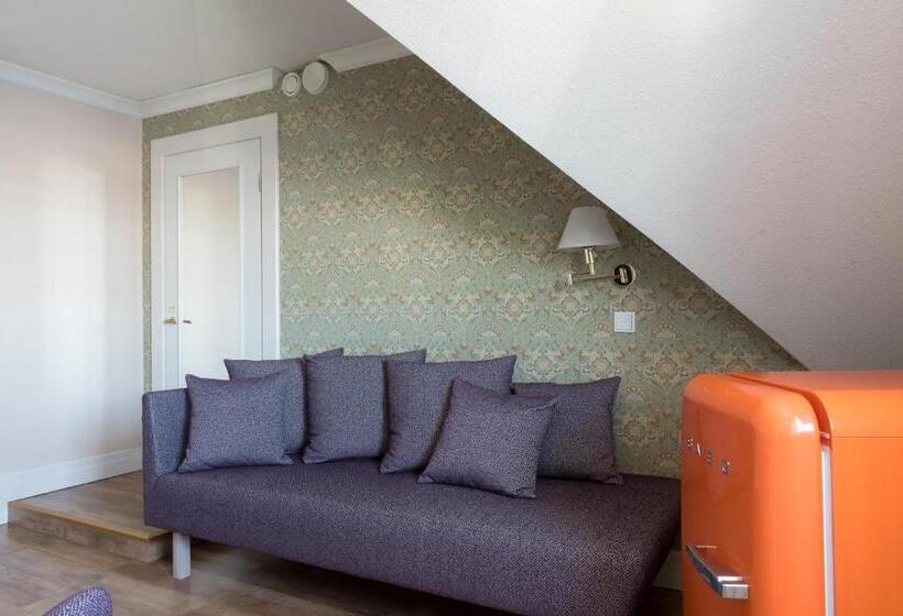 Suite with lake view, Boutique Hotel Lähde