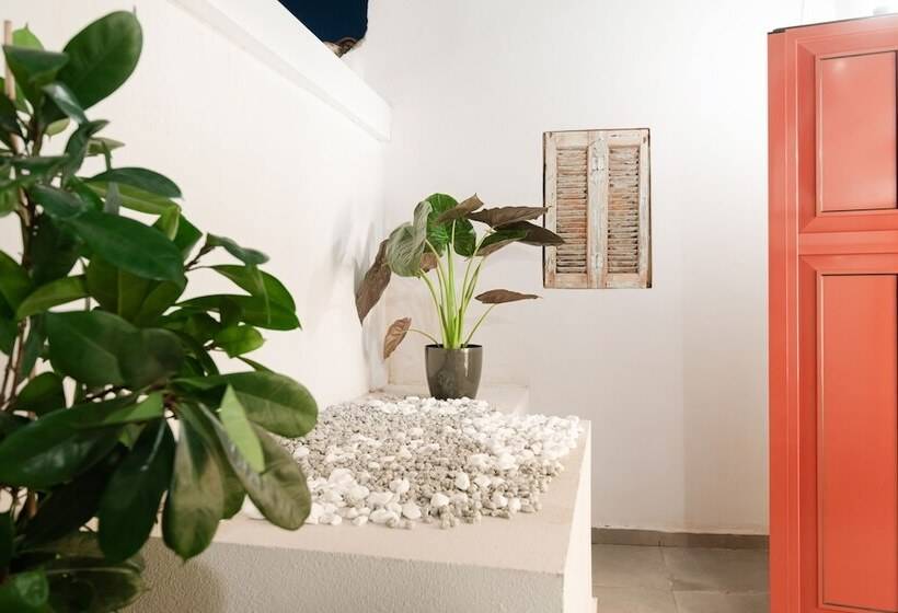 سوئیت سینیور, Ether Loft Suites