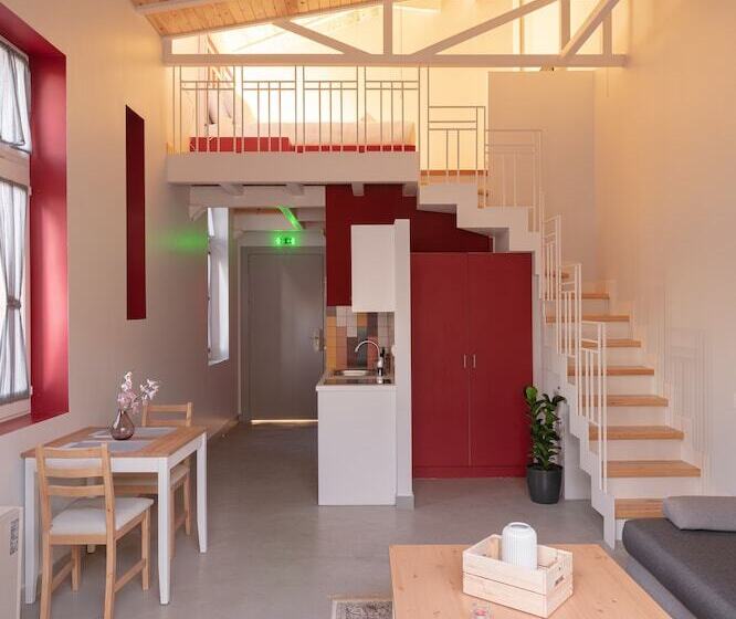 سوئیت سینیور, Ether Loft Suites