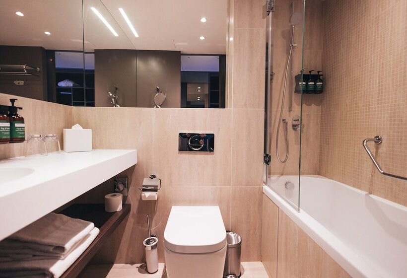اتاق استاندارد, Crowne Plaza Geneva, An Ihg