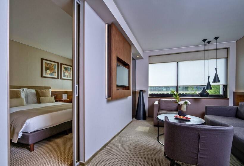 سوییت, Crowne Plaza Geneva, An Ihg