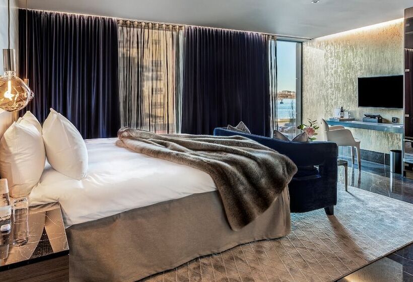 Deluxe Junior Suite, Riverton