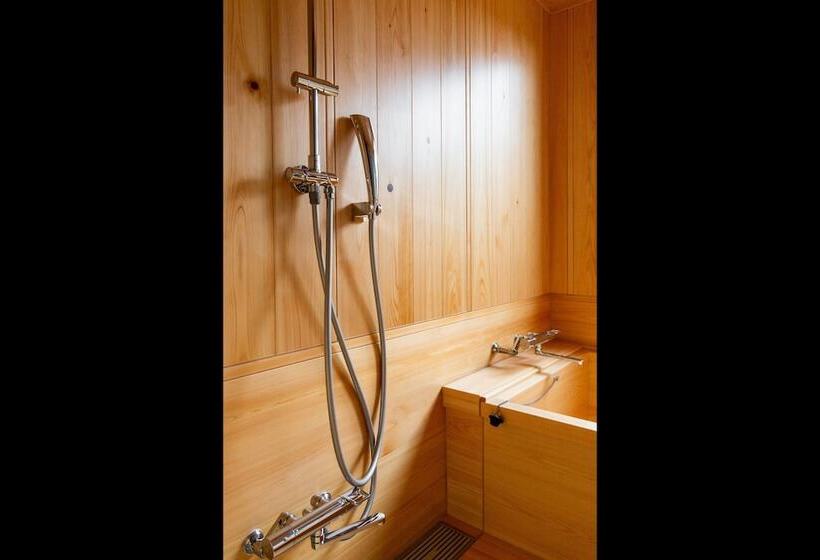 Quarto Superior, Eph Takayama