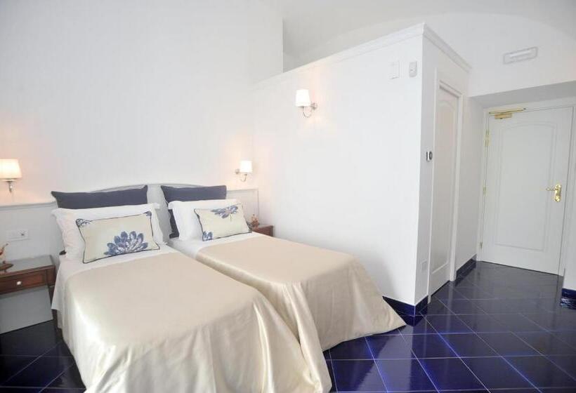Люкс Вид на Море, Core Amalfitano City Suites