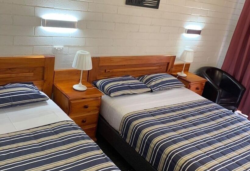 Номер Стандарт, Finley Motel