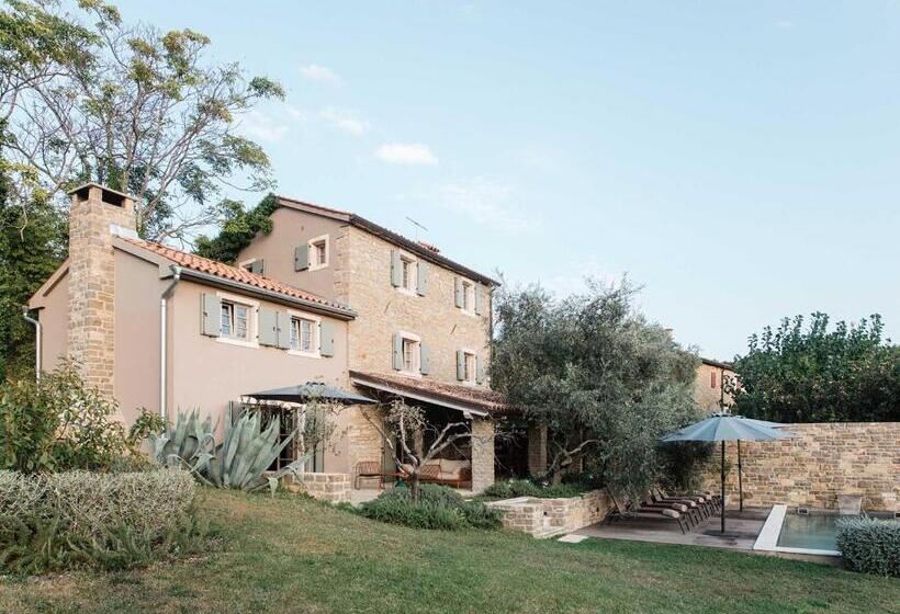 Вилла 3 Спальни, San Canzian Hotel & Residences   Small Luxury Hotels Of The World