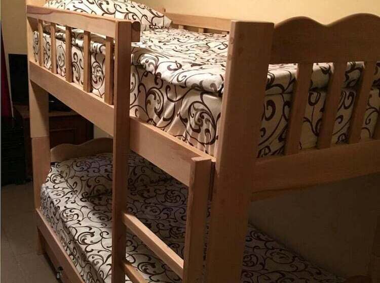 تختخواب در اتاق مشترک, Best Hostel Republic Square