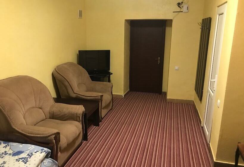 اتاق استاندارد, Best Hostel Republic Square