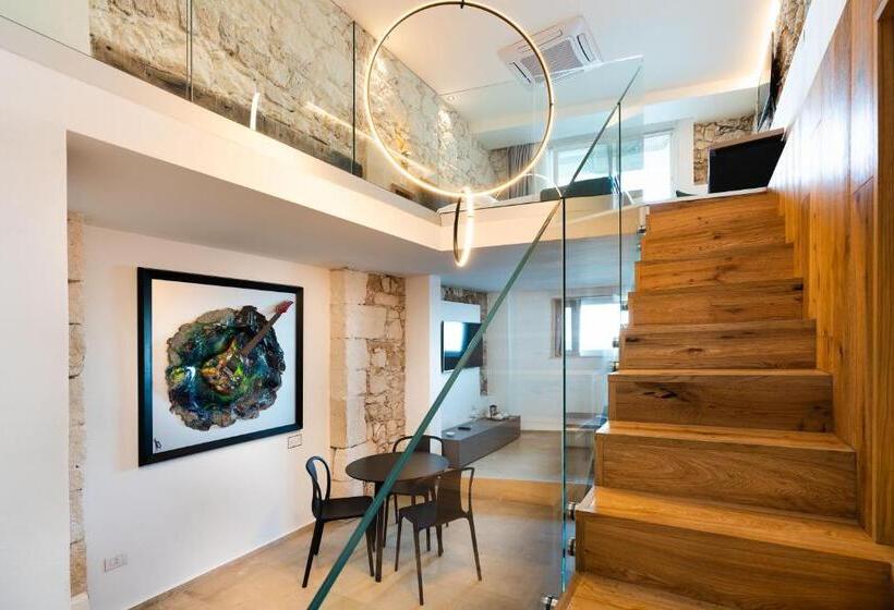 سوییت لوکس, Re Dionisio Luxury Suites