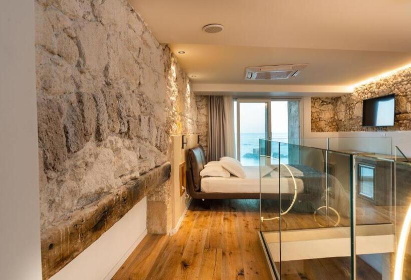 سوییت لوکس, Re Dionisio Luxury Suites
