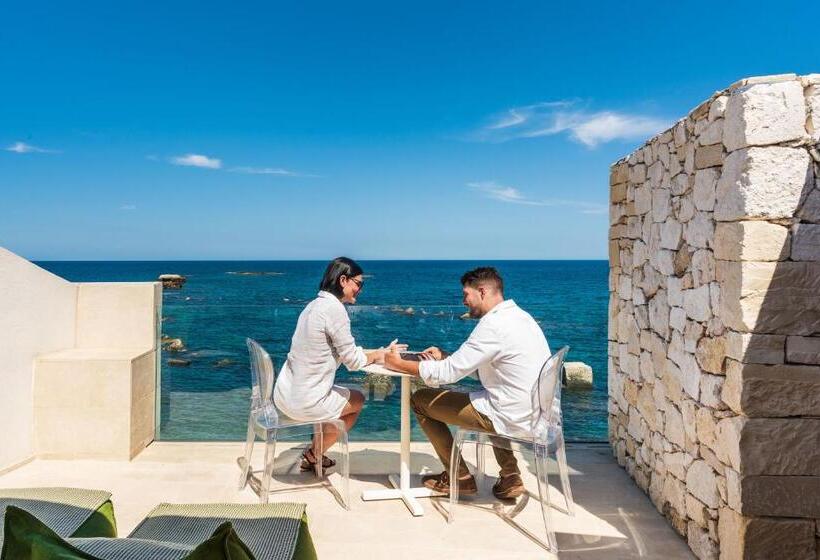 سوئیت پنت هاوس, Re Dionisio Luxury Suites