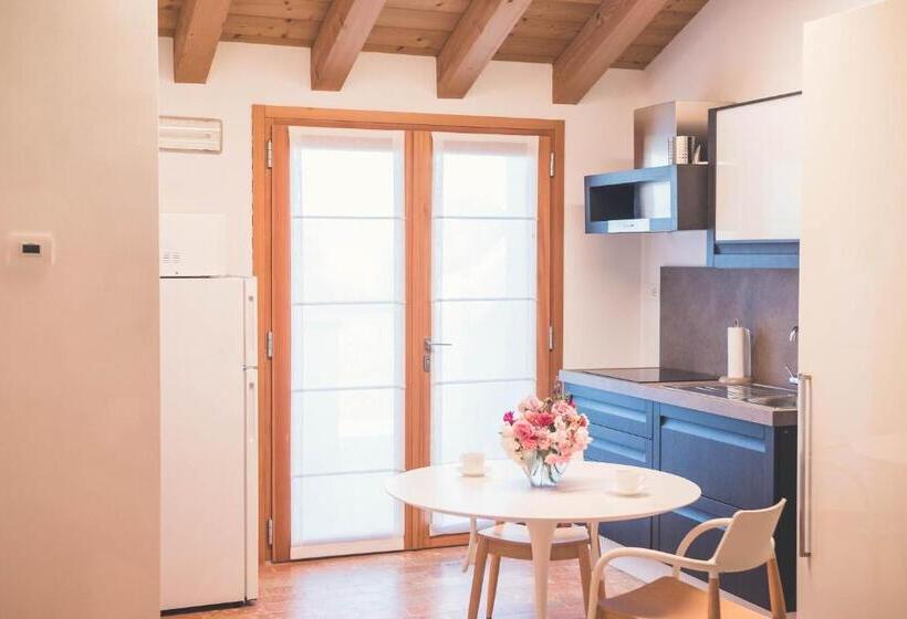 Апартаменты 1 Спальня Вид на Сад, Agriturismo Casa Fiorindo