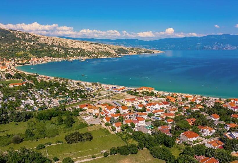 اتاق لوکس با بالکن و چشم‌انداز دریا, Bed & Breakfast Villa Terezija