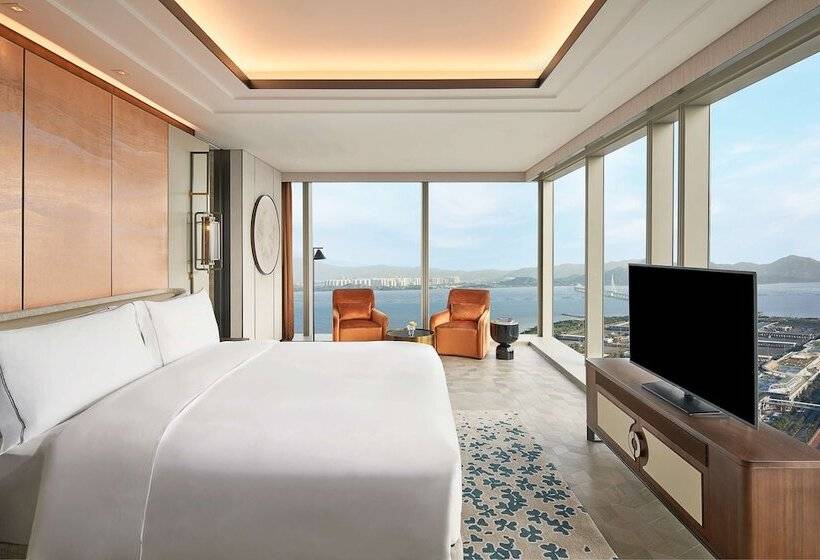 Люкс, Raffles Shenzhen