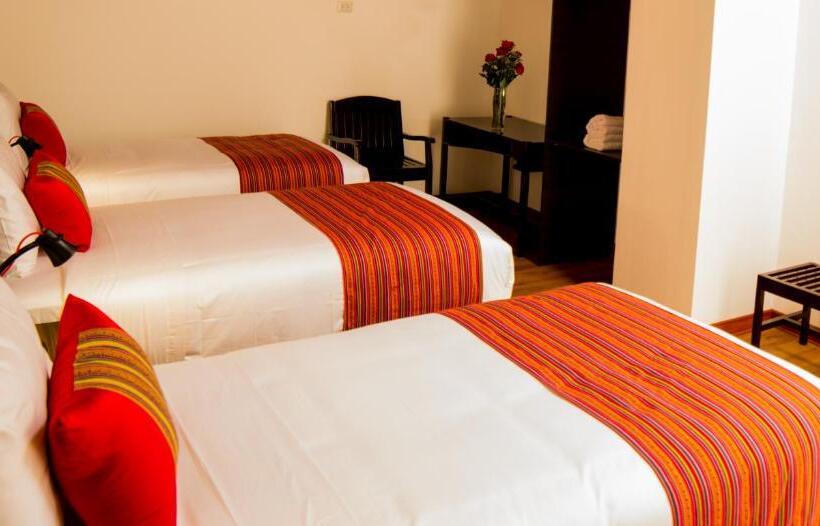 اتاق استاندارد چهار تخته, San Pedro Plaza