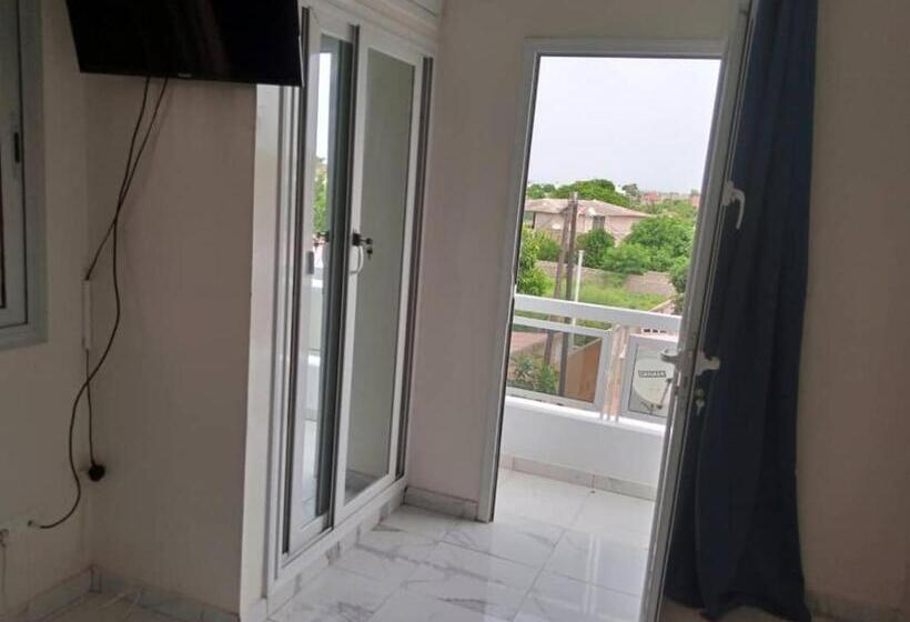 آپارتمان 1 خوابه با چشم‌انداز استخر, Residence Saint James