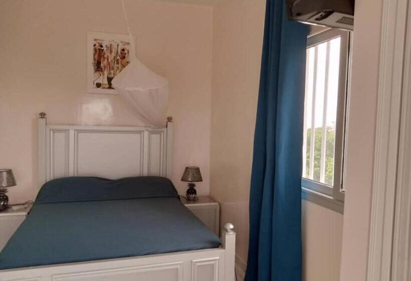 آپارتمان 1 خوابه با چشم‌انداز استخر, Residence Saint James