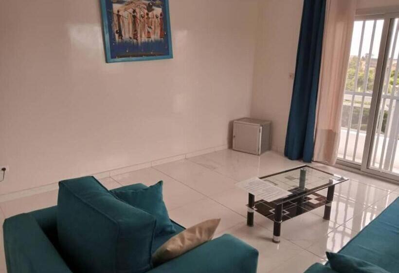 آپارتمان 1 خوابه با چشم‌انداز استخر, Residence Saint James