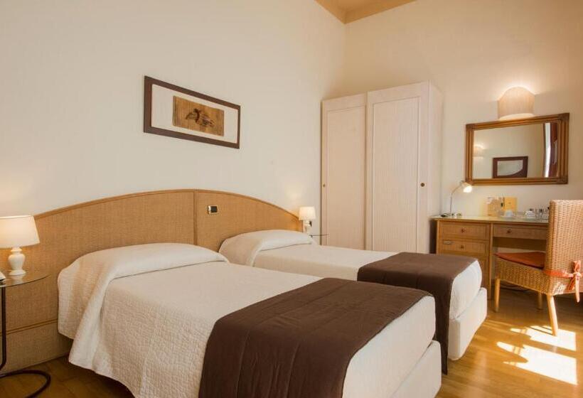 اتاق راحتی, Piazza Paradiso Accommodation