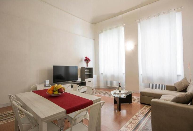 آپارتمان 2 خوابه, Piazza Paradiso Accommodation