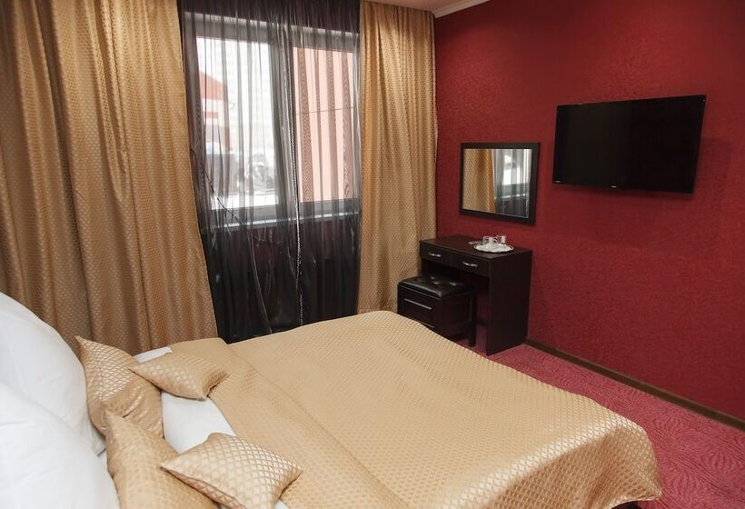 اتاق لوکس, Erzi Club