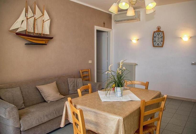 آپارتمان 2 خوابه, Residence Villa Piani