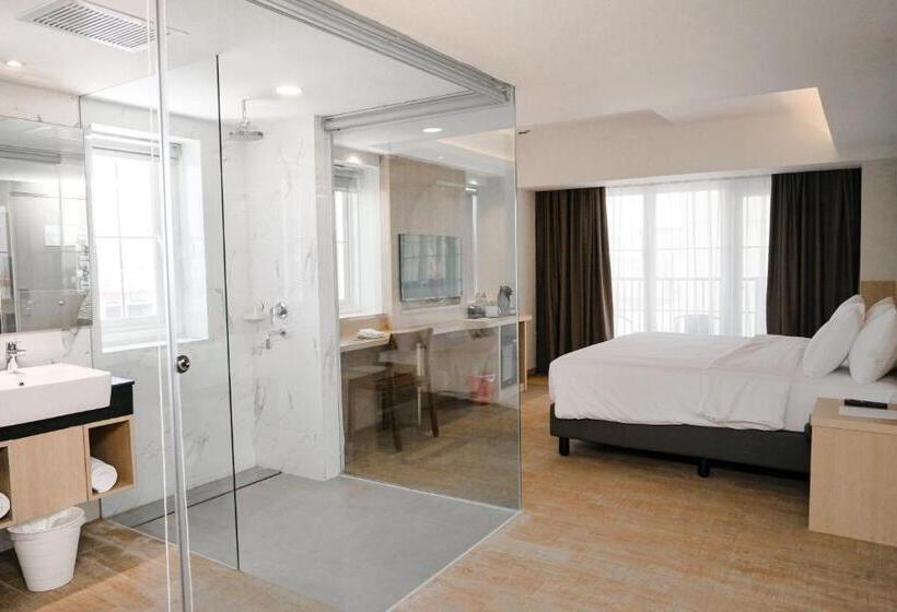 Premium room with view, Aveta Hotel Malioboro