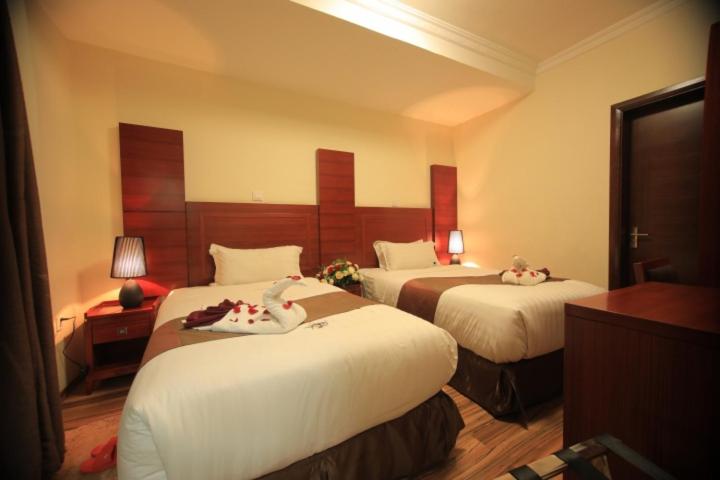 Standard Room, Miracle