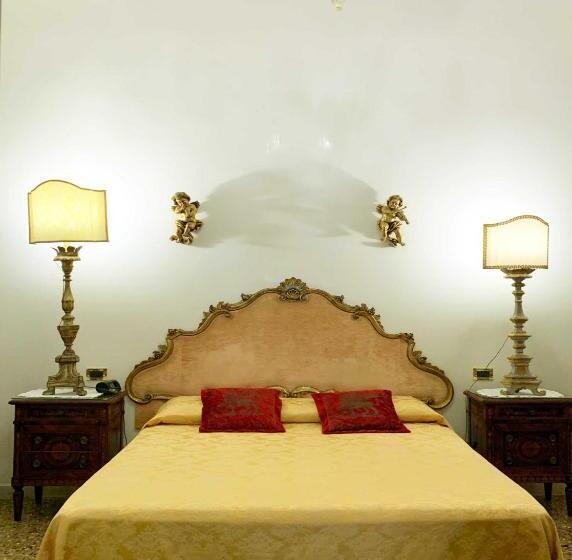اتاق استاندارد, Luxury Venetian Rooms