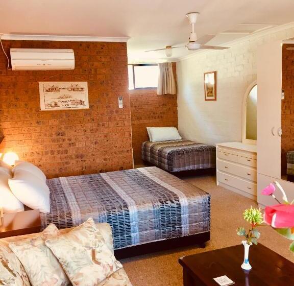 패밀리 룸, Colonial Motor Inn Pambula