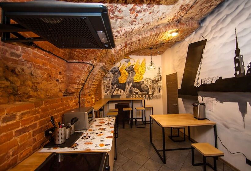 スタンダードルーム, Proloft Hotel & Hostel
