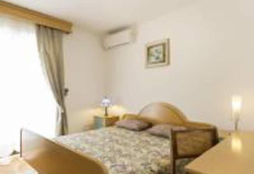 اتاق لوکس با بالکن, Villa Allegria