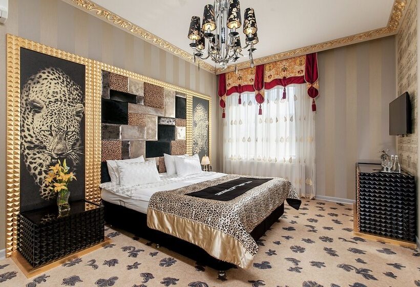 Полулюкс, Villa Italy