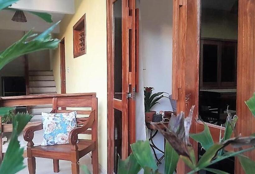 آپارتمان خانوادگی, Villa Agua De Coco