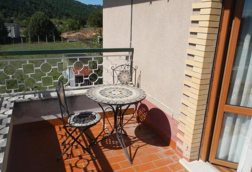 اتاق استاندارد, A Casa Di Gianna B&b