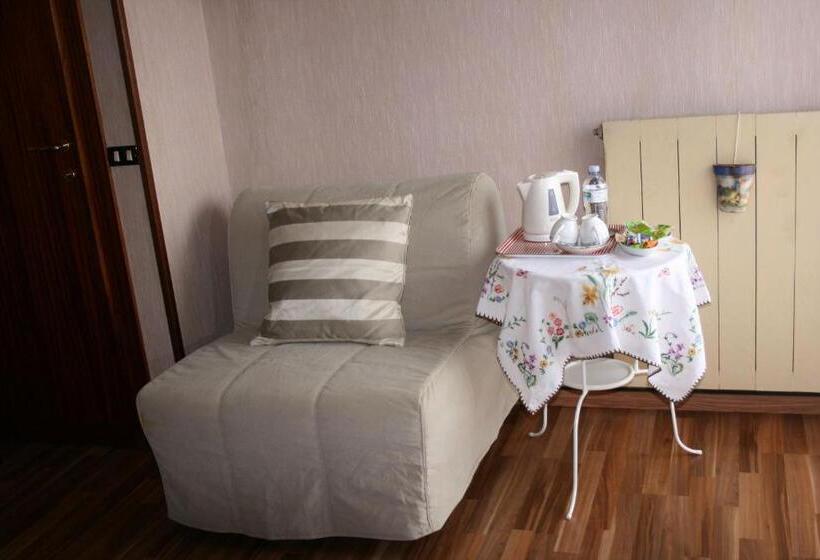 اتاق استاندارد, A Casa Di Gianna B&b