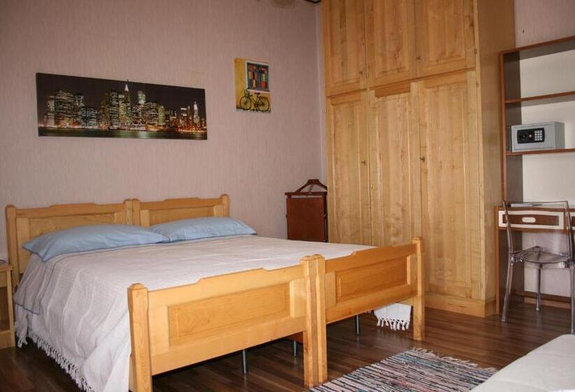 اتاق استاندارد, A Casa Di Gianna B&b