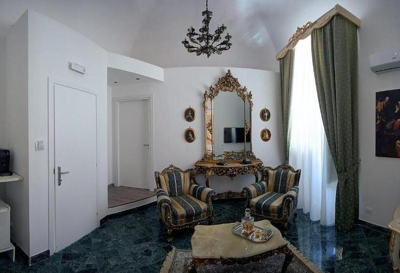 سوییت لوکس, Palermo Gallery