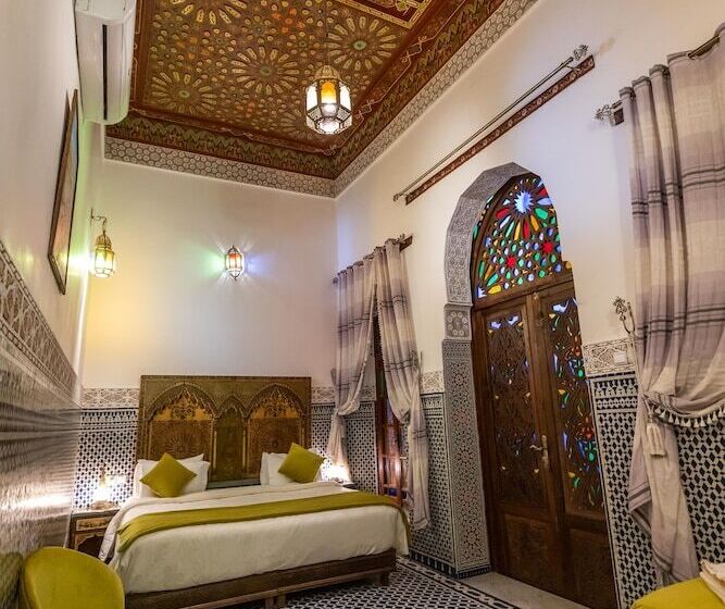 اتاق لوکس سه تخته, Dar Fes Tresor