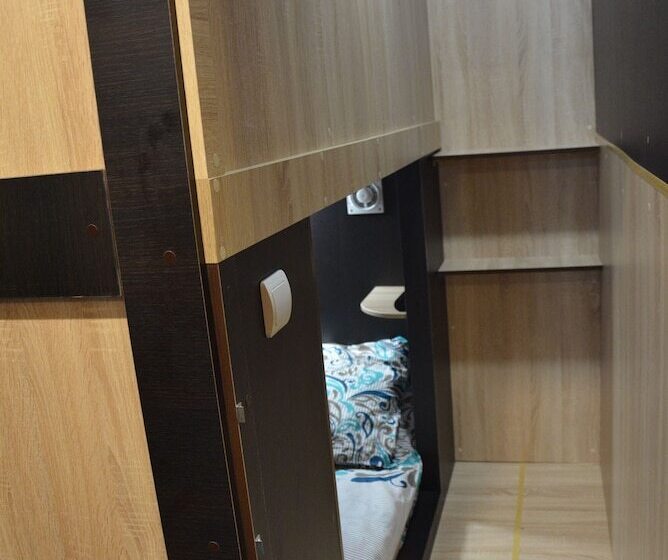 이코노미 룸, Capsule Hotel Aloha