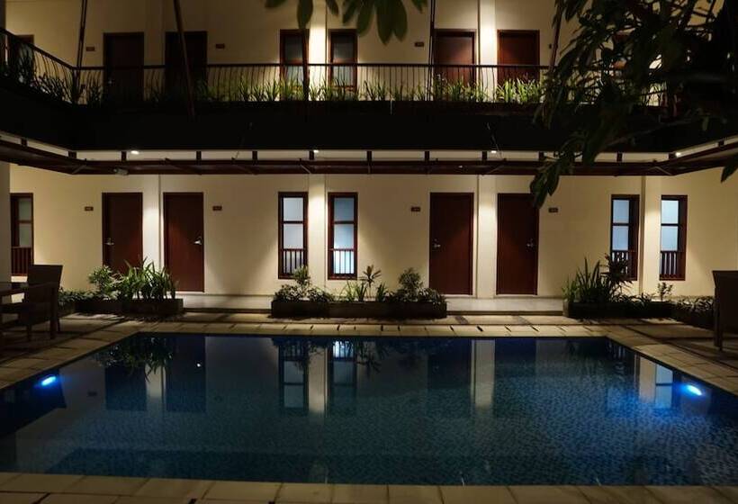 Номер Deluxe, Reddoorz Near Legian Street