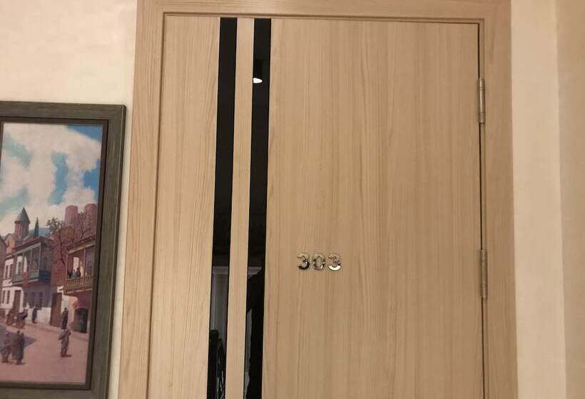 اتاق استاندارد سه نفره, Mariana
