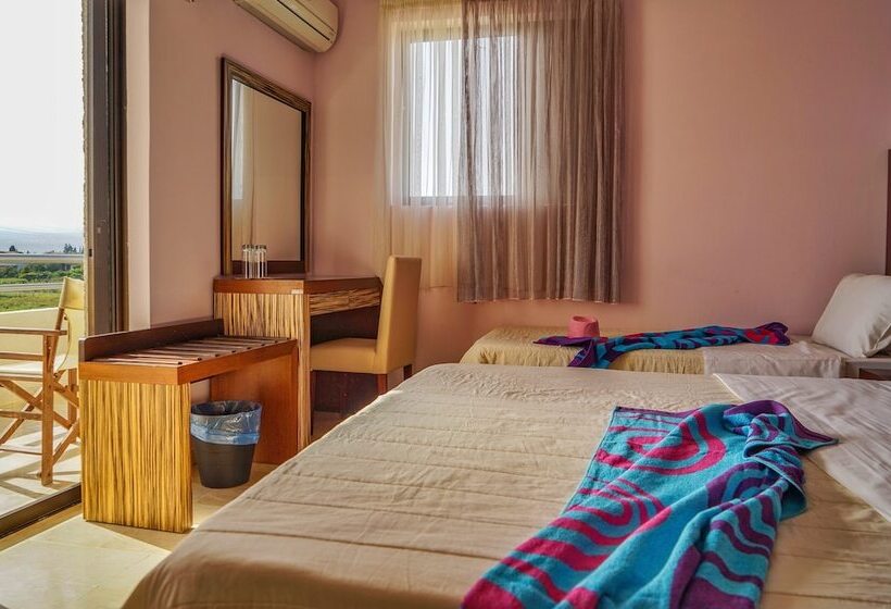Трехместный Номер Стандарт Вид на Сад, Kokoni Beach