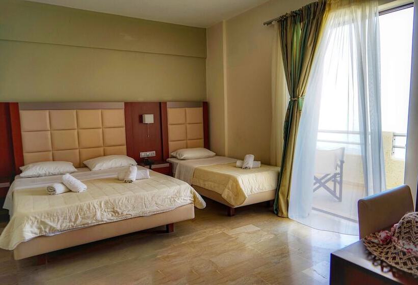 Трехместный Номер Премиум, Kokoni Beach